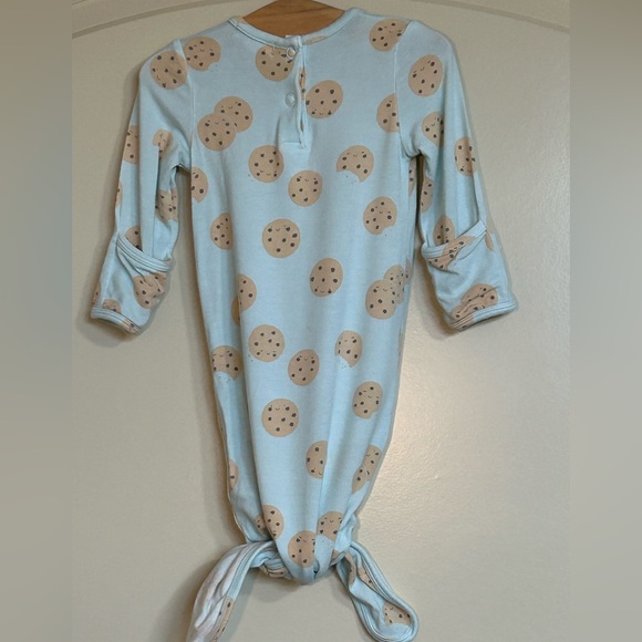 Set of 3 Angel Dear Bamboo Footie and 2 Gowns - Picture 14 of 16